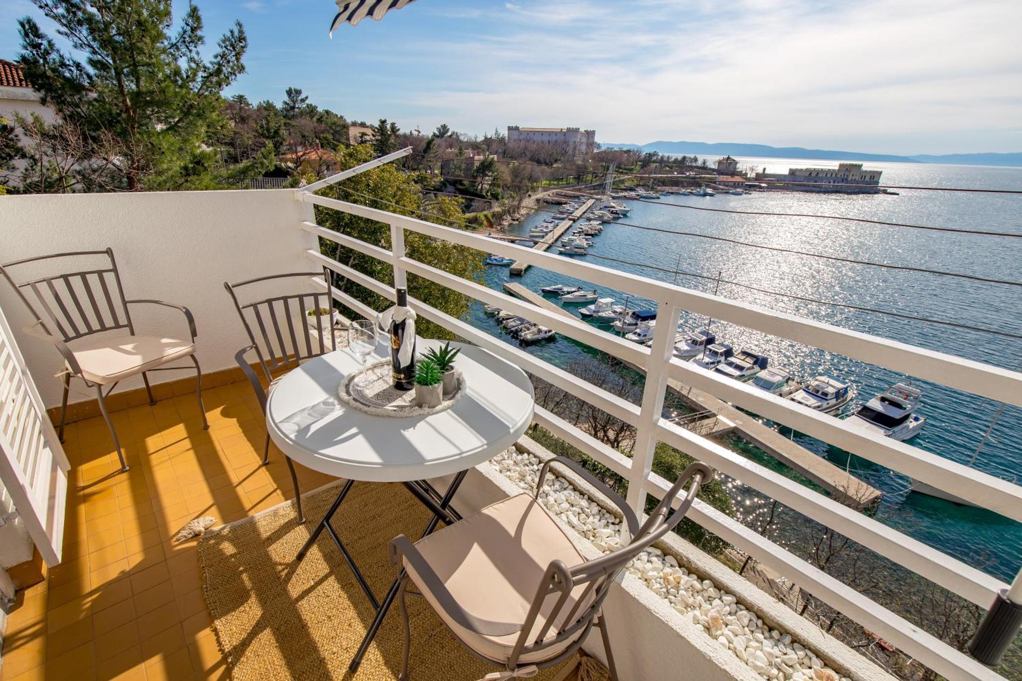 Apartamento Blue Port Kraljevica Exterior foto